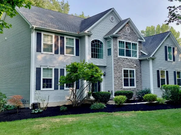 972 Mac Arthur Drive, Ballston Spa, NY 12020