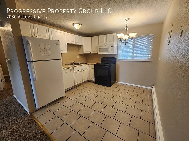 7080 Alegre Cir #2 — Photo 4