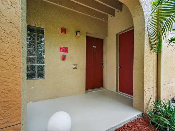 4807 Via Palm Lake #1501, West Palm Beach, FL 33417