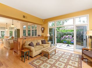 9816 Claiborne Sq., La Jolla, CA 92037