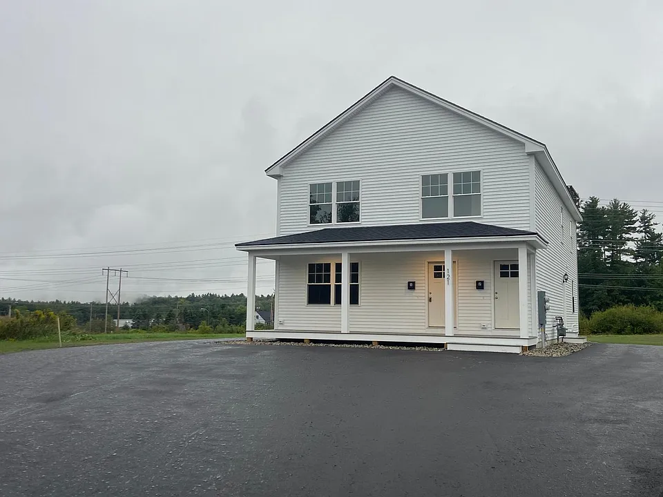 121 Elmaple Dr