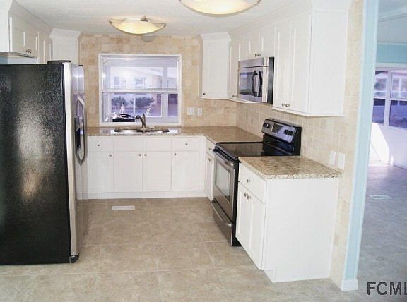 2nd image of 16 Windward Dr