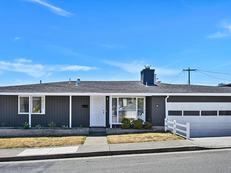 177 Romney Ave — Photo 2