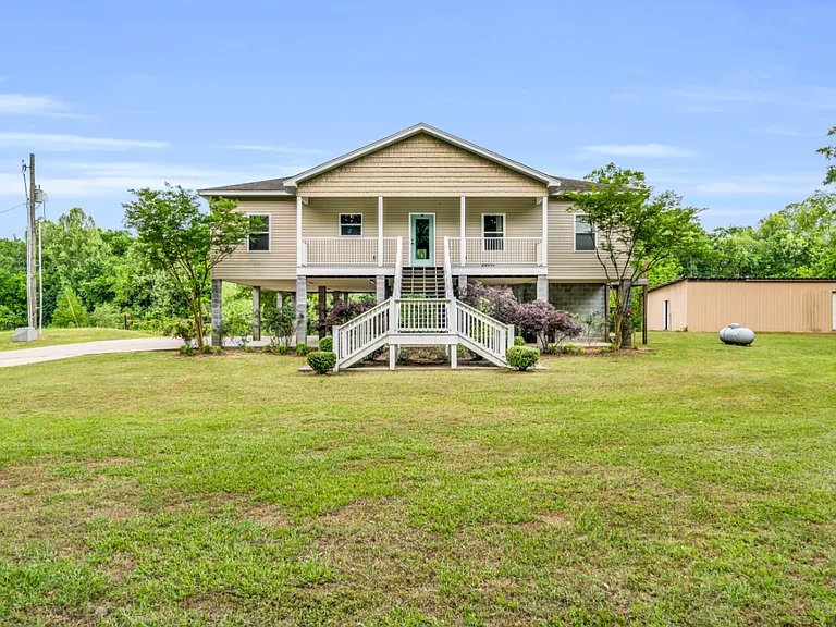 790 Moores Creek Rd — Photo 2
