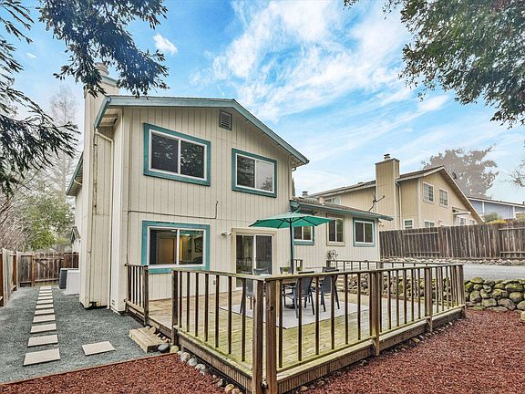 2nd image of 1524 Ridgewood Dr