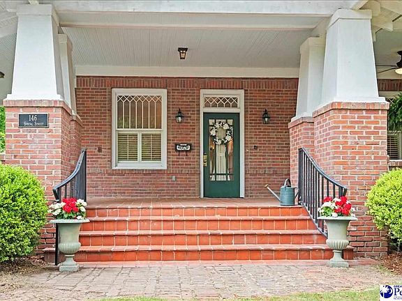 2nd image of 146 Spring St