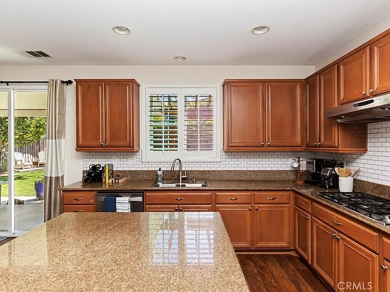 40174 Jaylene St — Photo 13