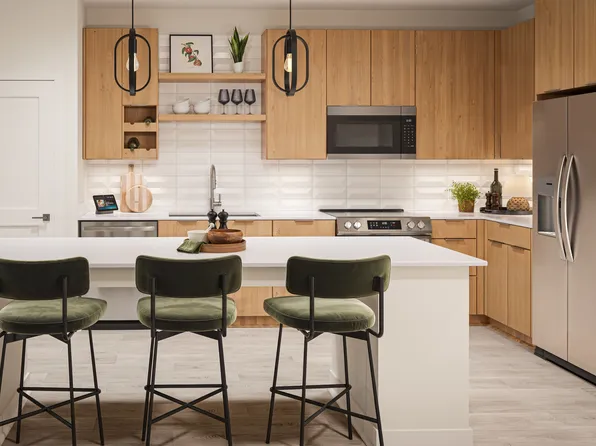 933 AVENTON NORTH RIDGE