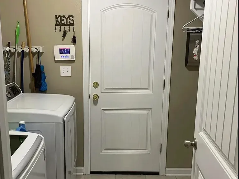 532 Glenway Dr — Photo 22