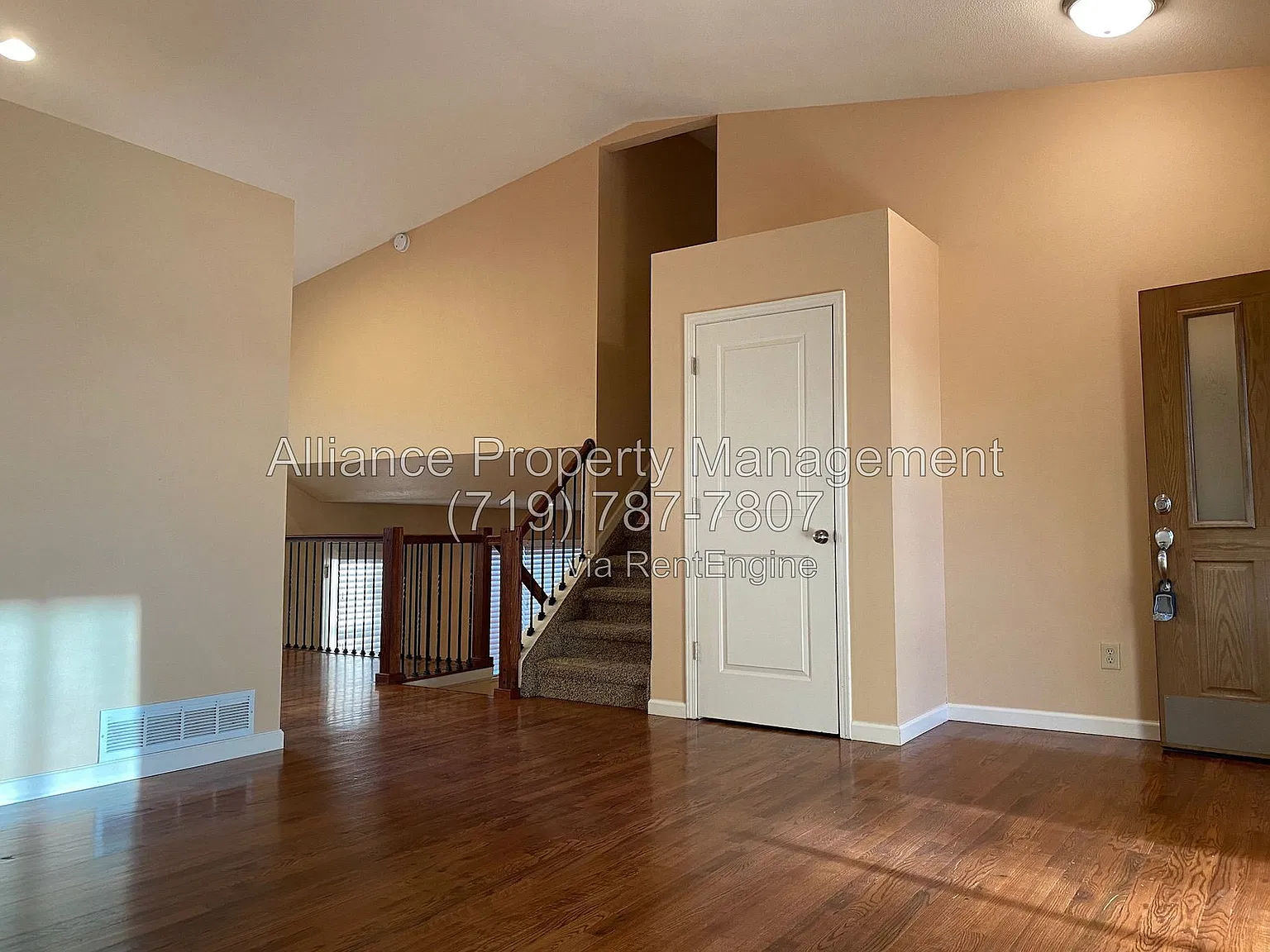 4 bed, 3.5 bath, 2247 sqft, $2,395 — Photo 4
