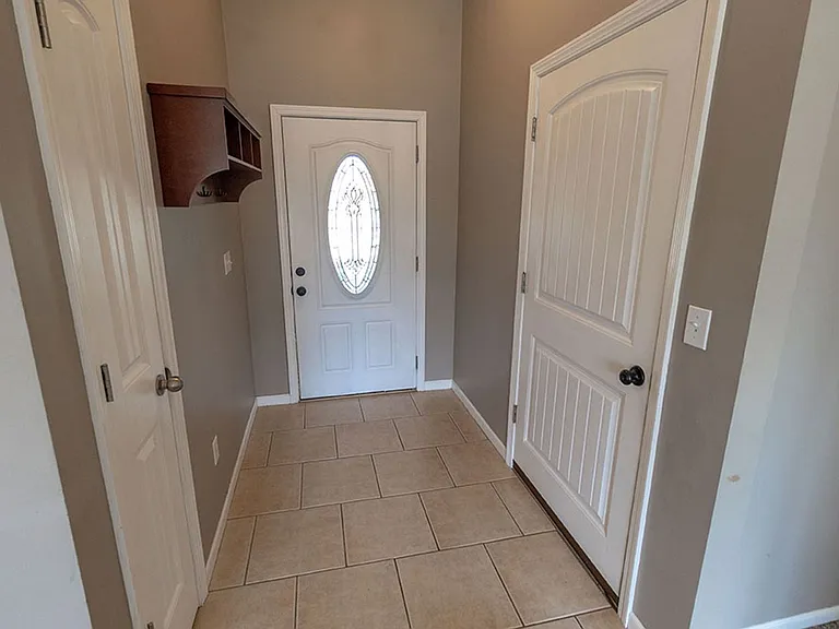 4207 Black Tail Dr — Photo 2
