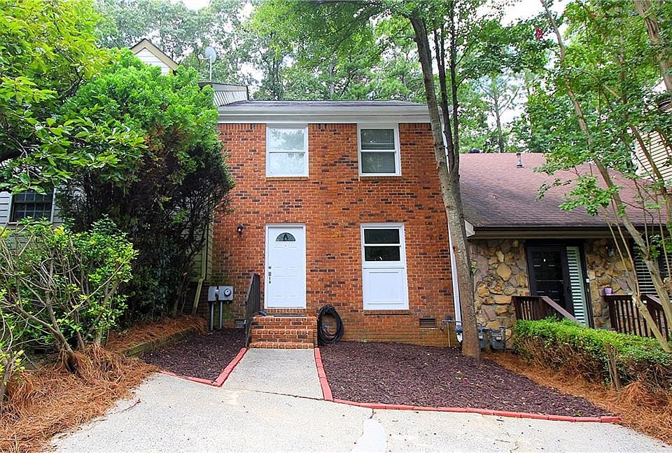 1st image of 1492 Bentley Ln SE