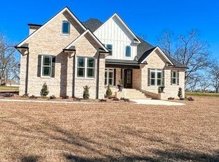 1019 Eagle Feather Trl, Perry, GA 31069