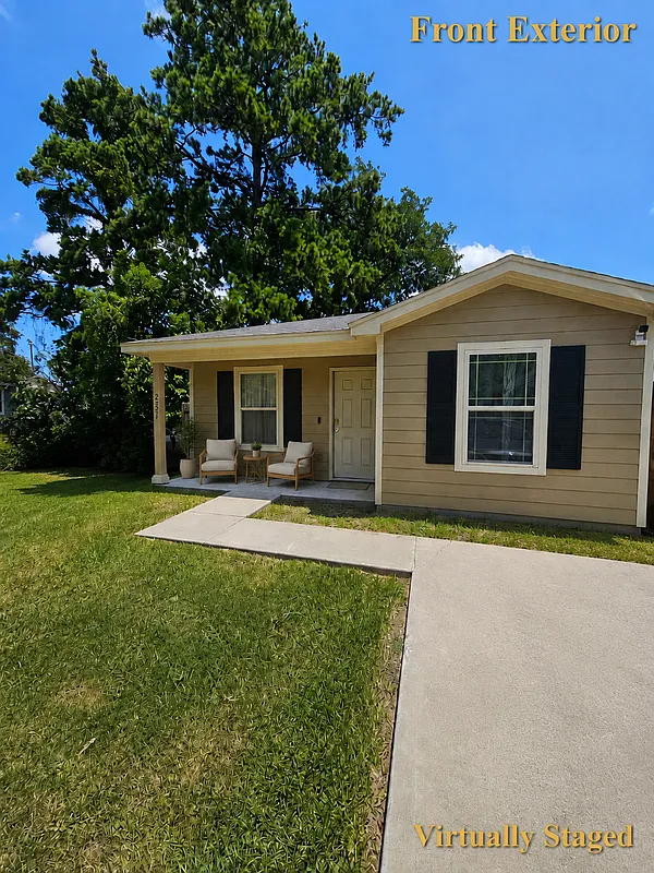 3 bed, 1.0 bath, 1058 sqft, $1,800 — Photo 1