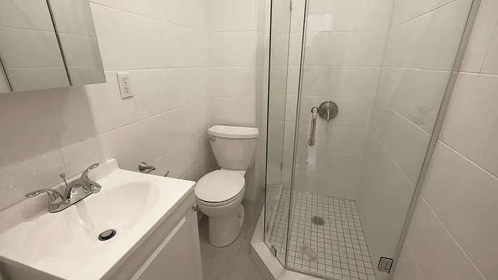 Rented by Aether Property Group | media 11