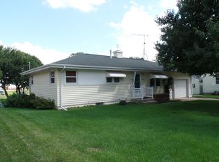 1904 Custer St, Iowa Falls, IA 50126