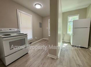 120 S 28th St #2, Lincoln, NE 68510