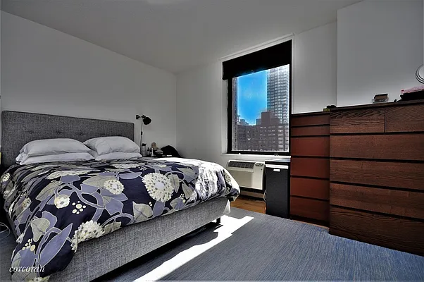 Rented by Corcoran | media 17