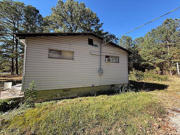 3rd image of 2715 Highway 9 W