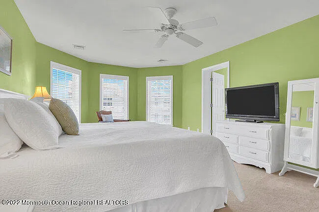 63 Fort Ave — Photo 25