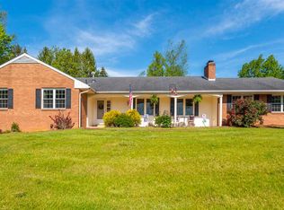1441 Sunset Ln, Waynesboro, VA 22980