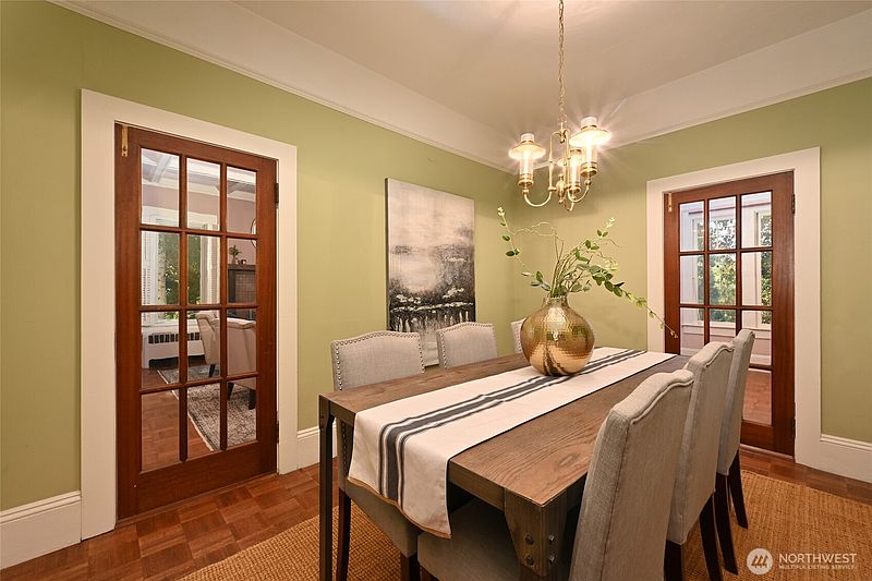 5th image of 4810 54th Avenue SW