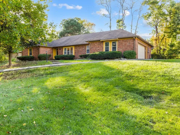 7532 Camelback Dr, Indianapolis, IN 46250