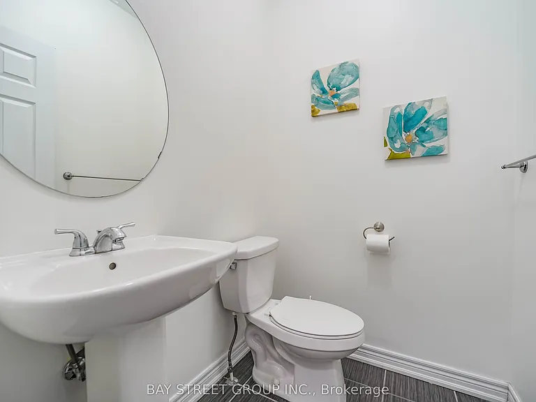7 Gordon Landon Dr — Photo 24