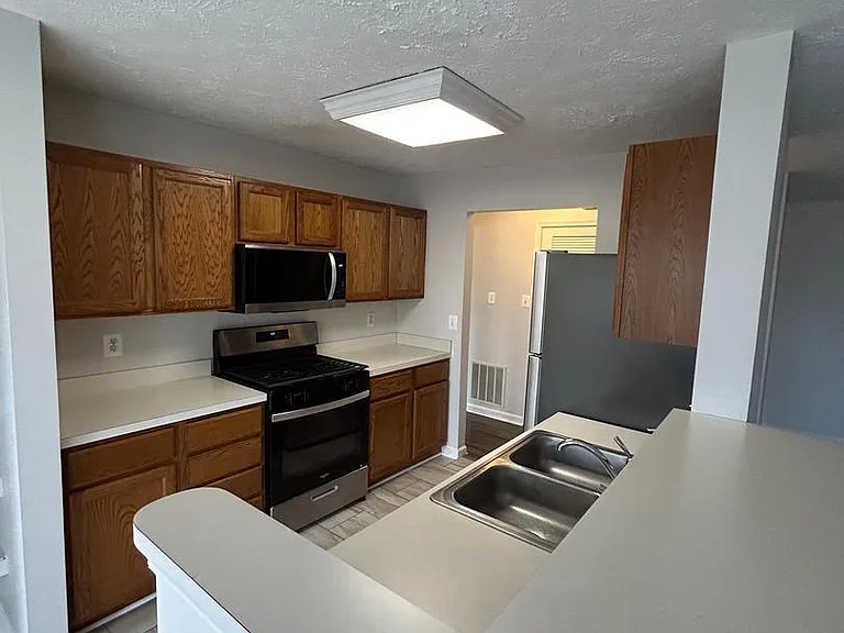 25905 Ridge Manor Dr #C — Photo 13