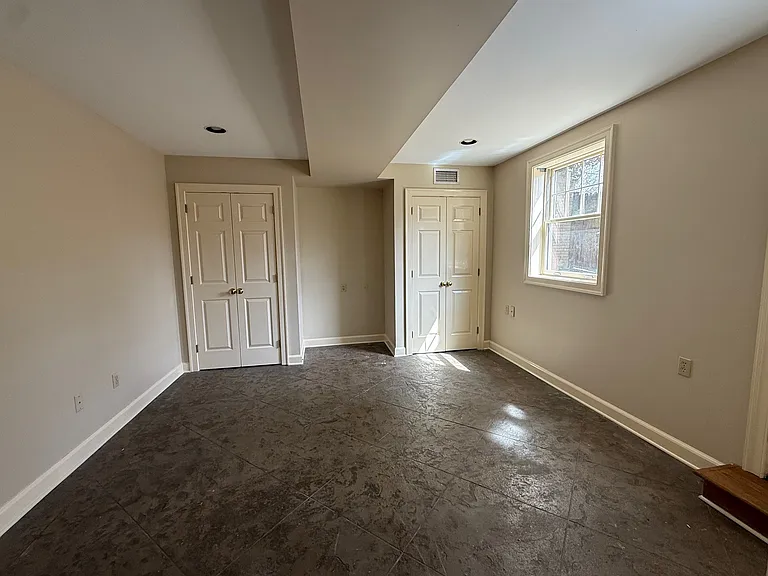 200 Ridgeway Dr — Photo 10
