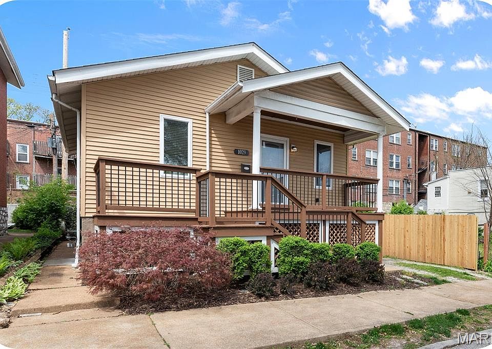 1st image of 1029 Tamm Ave