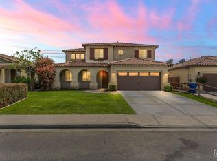 10405 Sirretta Peak Pl, Bakersfield, CA 93311