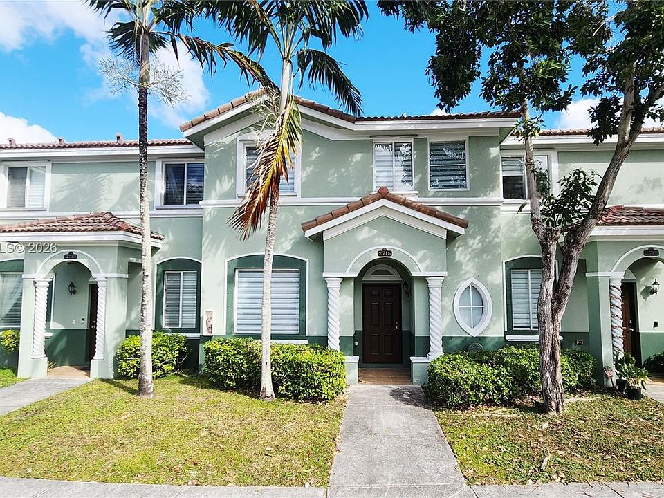 1st image of 2715 SE 15th Pl #156