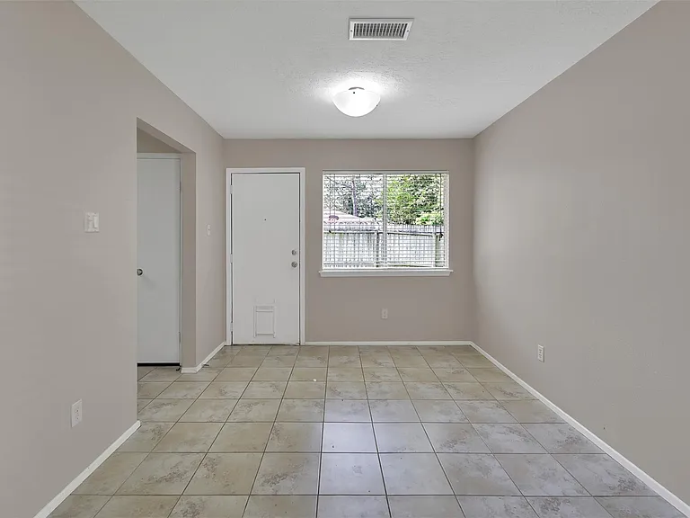 4311 Owens Creek Ln — Photo 5