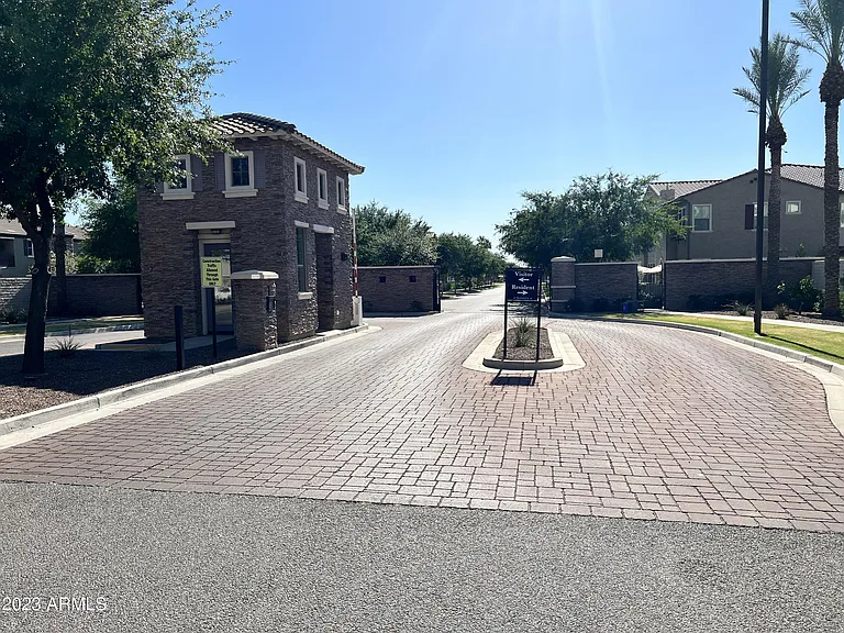 1822 E Chelsea Ln #104 — Photo 22