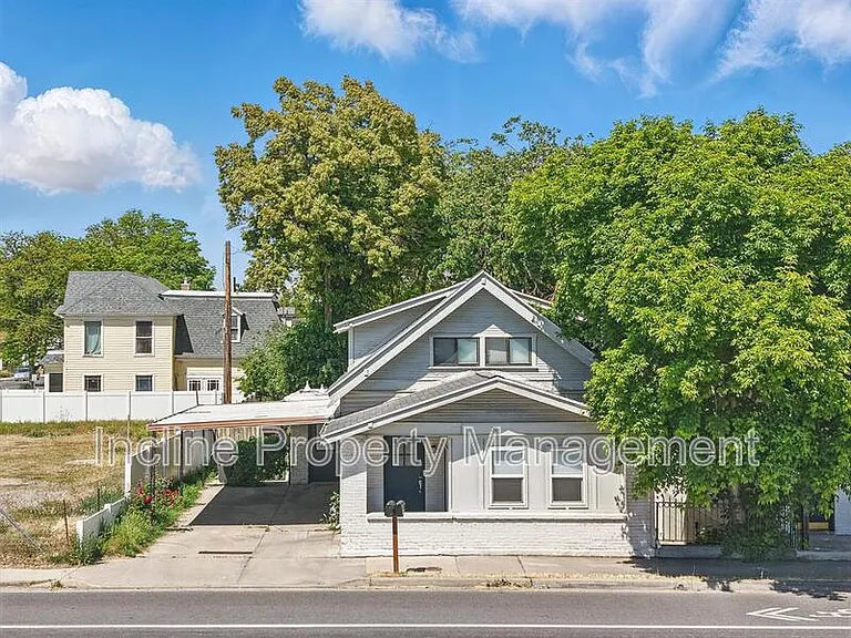 31 W 100 N — Photo 16