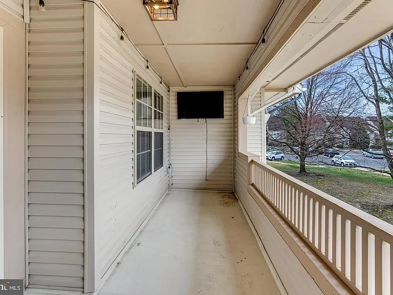 361 Tavistock — Photo 18