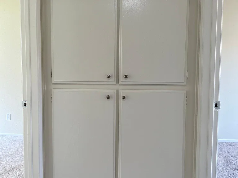 11045 Camarillo St #114 — Photo 15