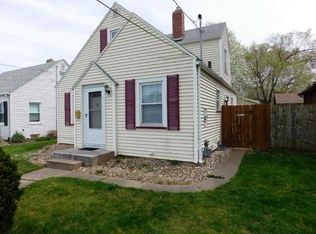 1840 33rd St, Moline, IL 61265