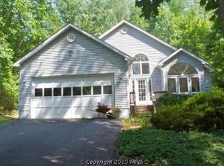 828 Eastover Pkwy, Locust Grove, VA 22508