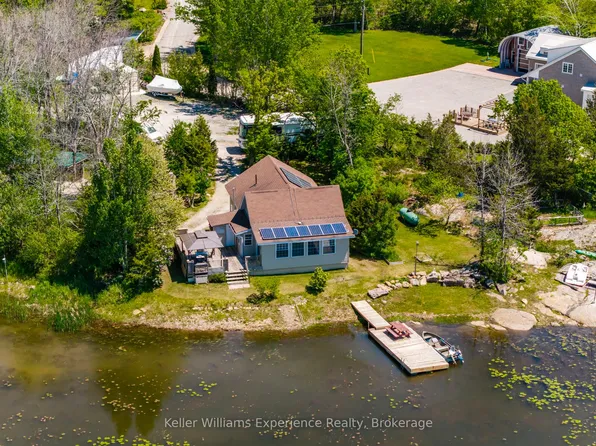 111 Evergreen Ln, Georgian Bay, ON L0K 1S0