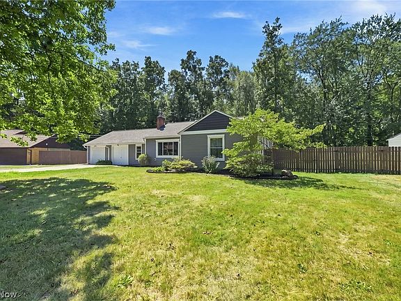 2nd image of 6024 Louis Dr
