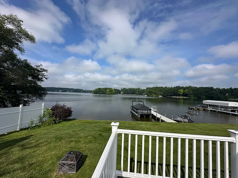1030 Brighton Lake Rd — Photo 5