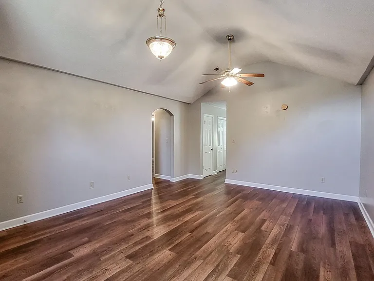 18901 Easter Ferry Rd — Photo 22