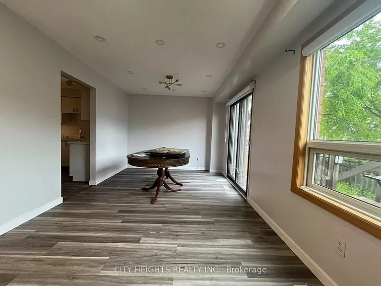 164 Daniels Cres — Photo 14
