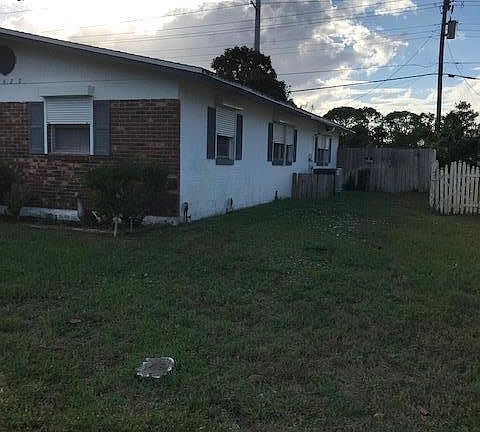 3rd image of 4320 Elliot Ave