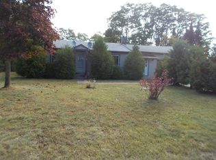 12 Pine St, Keeseville, NY 12944