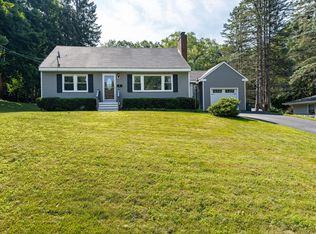 31 Deer Hill Ave, Westbrook, ME 04092