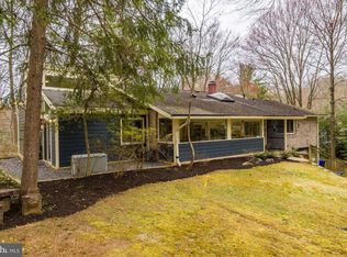 7905 Hamilton Spring Rd, Bethesda, MD 20817