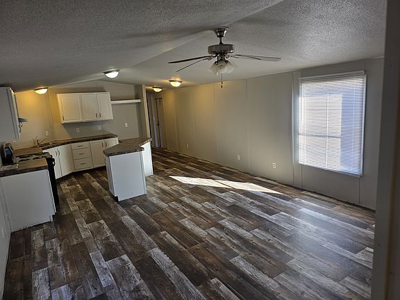 2nd image of 103 Hawk Springs Dr